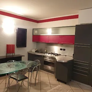 https://apartament-airport.italymilanhotels.net